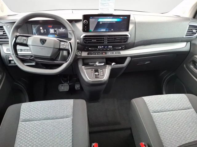 Peugeot Traveller