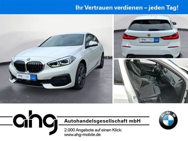 BMW 118 i Sport Line Sportsitze PDC MF Lenkrad 2021 Benzine