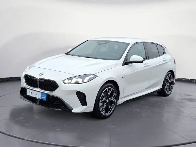 BMW 120 Steptronic M Sport Exterieur Adaptiv LED har 2025 Benzine