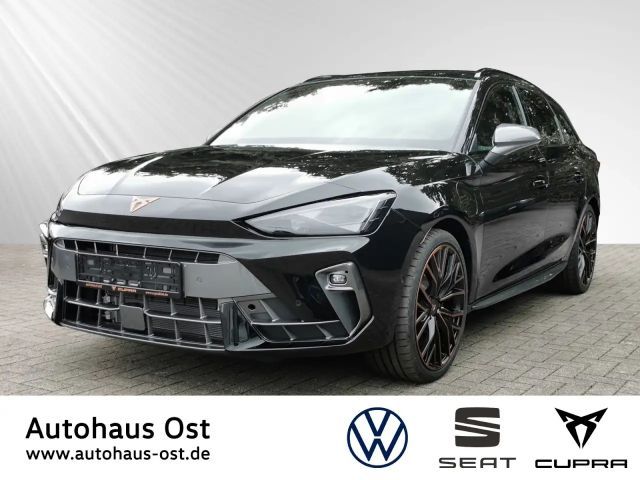 Cupra Leon Sportstourer VZ 1.5 e-Hybrid Matrix LED AHK Navi D 2025 Hybride / Benzine