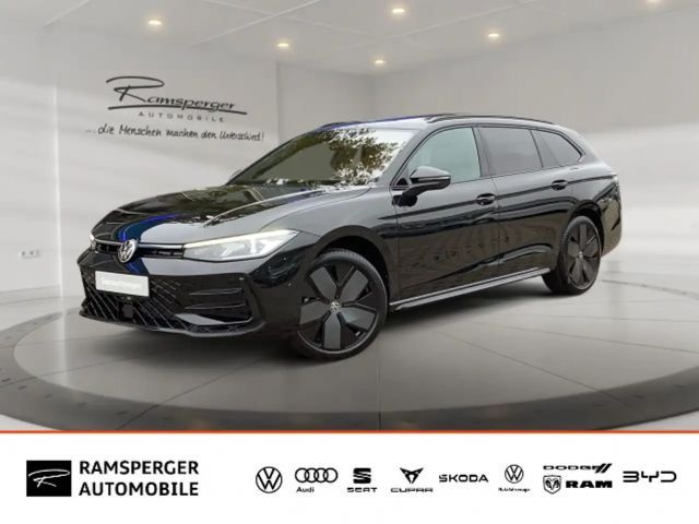 Volkswagen Passat 2.0 TDI DSG R-Line 4M. AHK Pano Standh. M 2024 Diesel