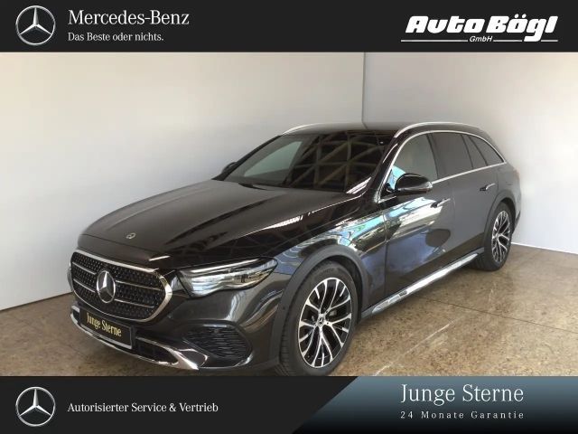 Mercedes-Benz E 300 E 300 de 4M T All-Terrain AHK+PANO+DIGITAL+360° 2024 Hybride / Diesel