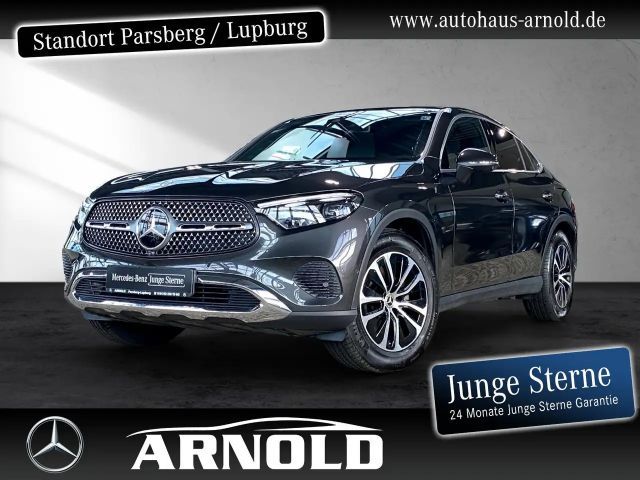 Mercedes-Benz GLC 200 2023 Benzine