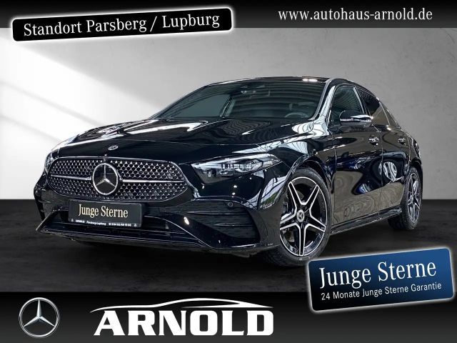 Mercedes-Benz A 220 2023 Benzine
