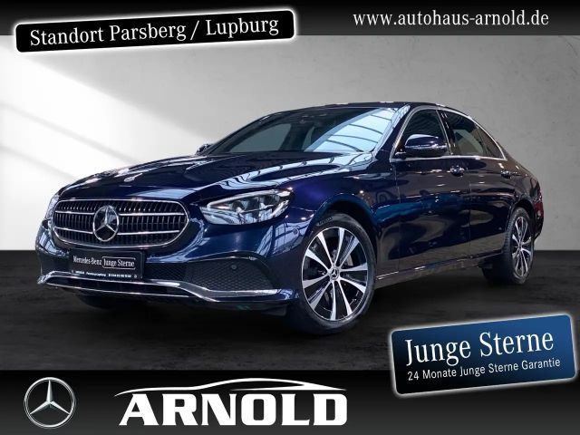 Mercedes-Benz E 300 E 300 de Avantgarde Burmester Distr. Kamera AHK 2022 Hybride / Diesel