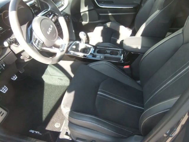Kia Ceed / cee'd