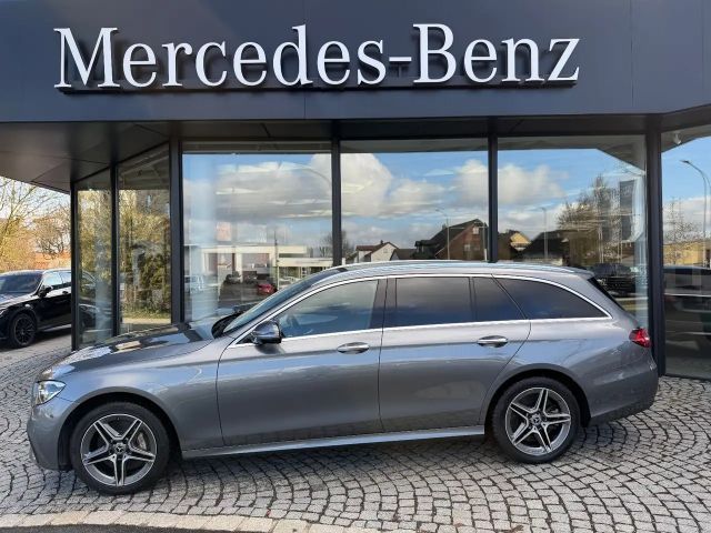 Mercedes-Benz E 300 de 4M AMG 2022 Hybride / Diesel