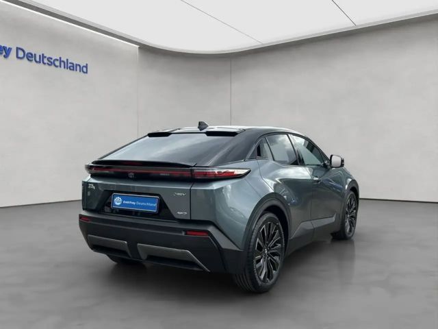 Toyota C-HR+