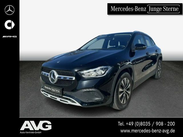 Mercedes-Benz GLA 200 GLA 200 Style MBUX Navi RFK RDK LED Tempomat Klima 2021 Benzine