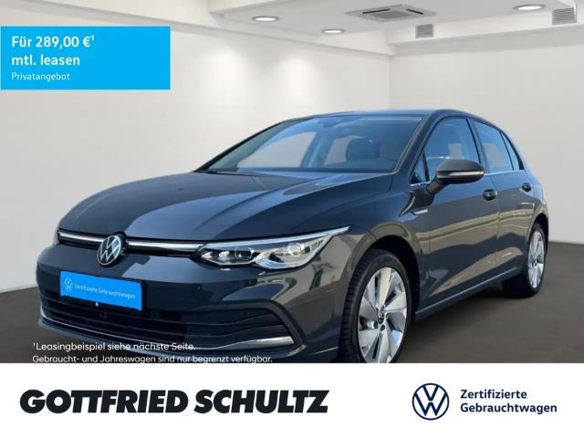 Volkswagen Golf VIII STYLE eTSI DSG CARPLAY SITZHEIZUNG EINPARKHIL 2024 Benzine
