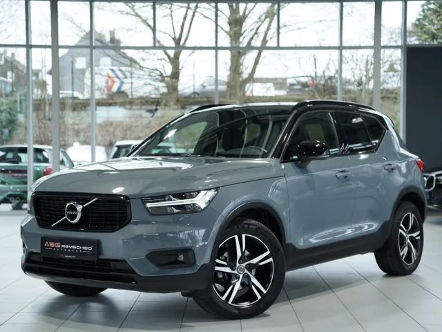 Volvo XC40 R Design 2WD *1.Hand *AHK Digital*Tempomat 2021 Benzine