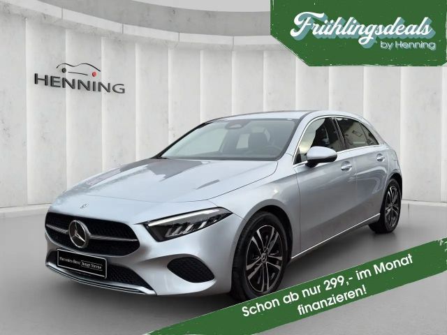 Mercedes-Benz A 200 Progressive Wide Kamera LED LHZ 7G Spurhal 2024 Benzine