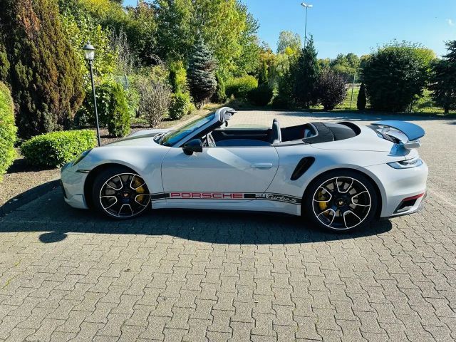 Porsche 992 .2 Turbo S Cabrio-UNIKAT aus Porsche Manufakt 2022 Benzine