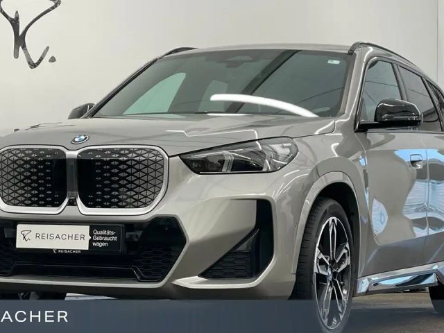 BMW iX1 A eDrive20 M-Sport AHKLCPro  360° HUD 19"LM 2023 Elektrisch