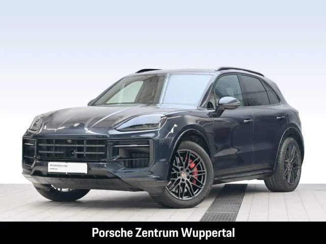 Porsche Cayenne GTS HA-Lenkung InnoDrive Head-Up BOSE 2024 Benzine