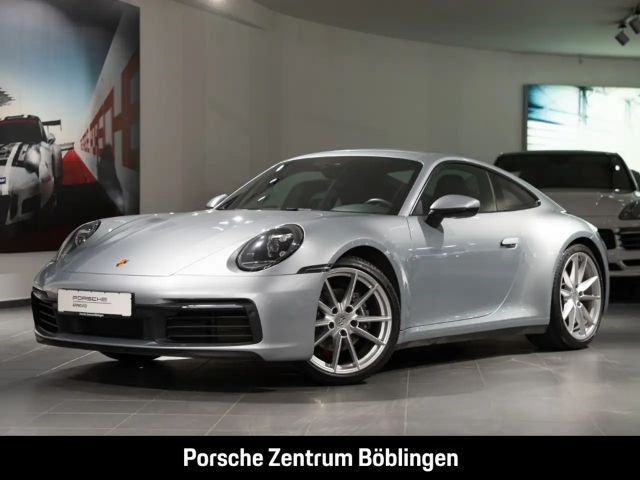 Porsche 992 911 Carrera BOSE 21-Zoll Rückfahrkamera 2021 Benzine