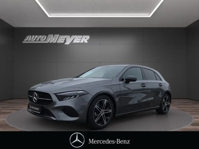Mercedes-Benz A 200 PROGRESSIVE ADV+NIGHT+KAMERA+LED+WI-PAKET+ 2025 Benzine