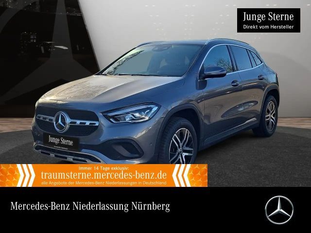 Mercedes-Benz GLA 250 2022 Benzine