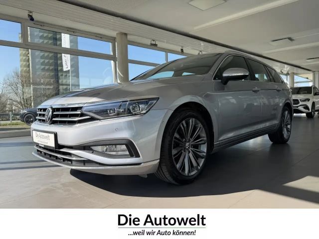 Volkswagen Passat Variant Eleg. 2.0 TDI DSG LEDER NAVI PANO Klima Navi 2021 Diesel
