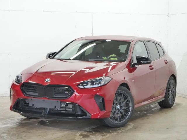 BMW 135 2025 Benzine