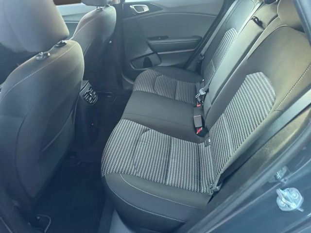 Kia Ceed / cee'd
