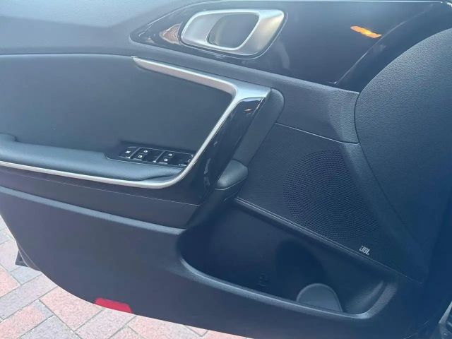 Kia Ceed / cee'd