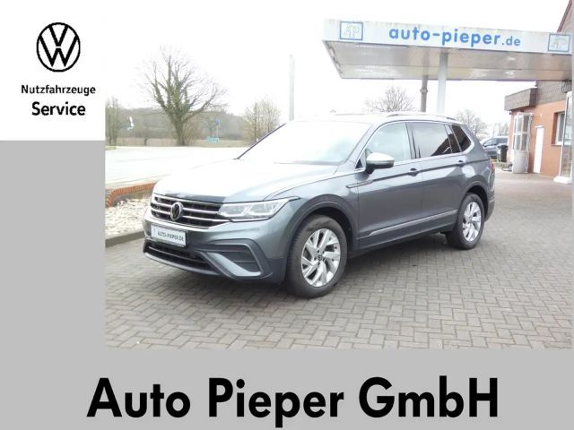 Volkswagen Tiguan Allspace LIFE DSG IQ-LED Assistenz-Paket Klima Navi 2021 Benzine