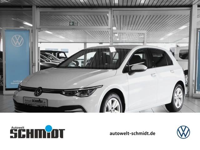 Volkswagen Golf VIII 1,5 TSI Life R-Kamera NaviMedia LED-Plus GJR 2023 Benzine