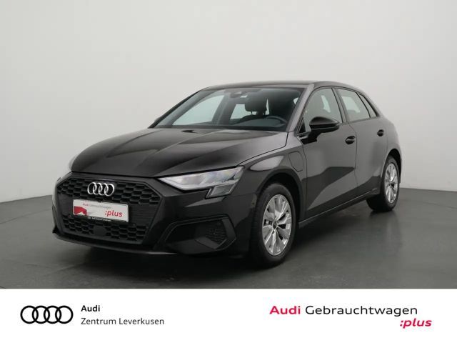 Audi A3 Sportback S-TRON VIRT PDC CARPLAY LED NAVI 2022 Benzine