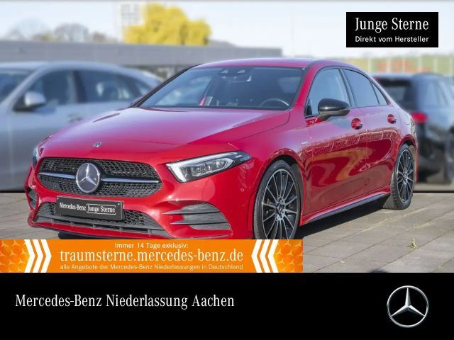 Mercedes-Benz A 200 Lim EDITION 2020+AMG+NIGHT+MULTIBEAM+KAMERA 2021 Benzine