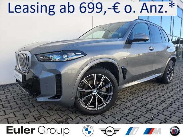BMW X5 xDrive30d M Sport AHK Pano IconGl KomfSi belüftet 2025 Diesel