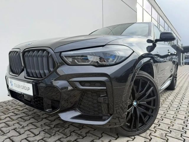 BMW X6 iA AHK SHZ HUD Parkass+ LCProf DAB IconicG 2023 Benzine