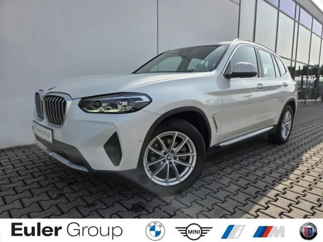 BMW X3 xDrive 20iA LkHz StHz DrivAss LCPlus DAB 2023 Benzine