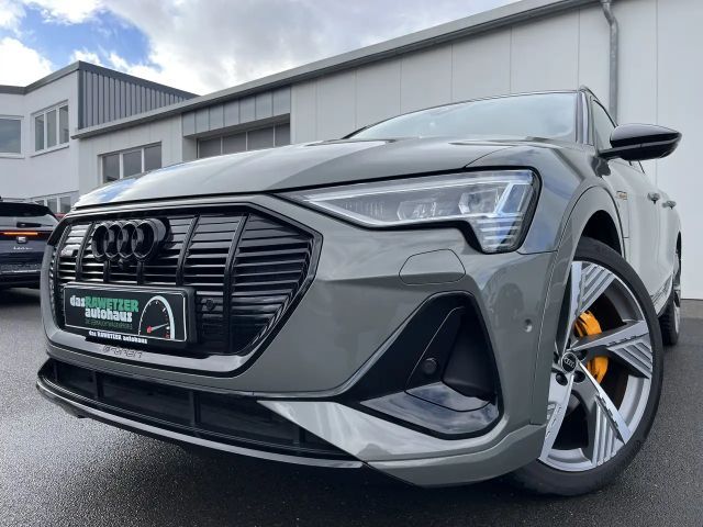 Audi e-tron 55 S line 215€ m.20% Anz. 22 Zoll Bremse Gurte o 2022 Elektrisch