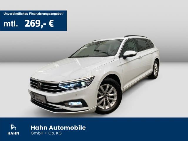 Volkswagen Passat Variant 2.0TDI DSG Business Matrix Cam 2023 Diesel