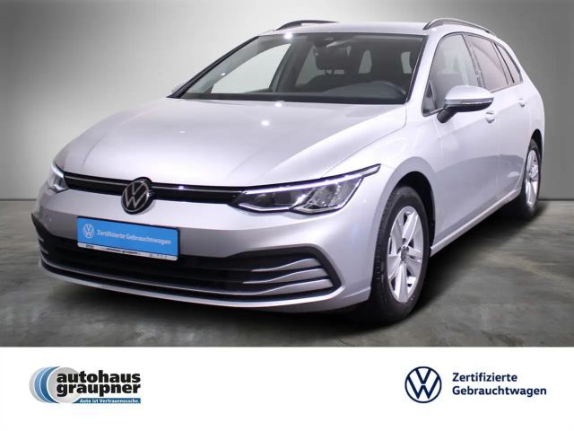 Volkswagen Golf VIII Variant 2.0 TDI Life PDC ACC LED 2022 Diesel