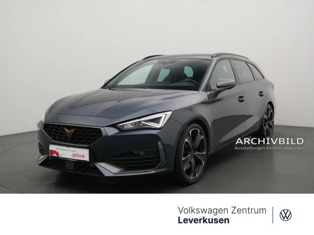 Cupra Leon ST VZ SHZ CARPLAY LED KEYLESS PDC ACC DCC 2024 Benzine