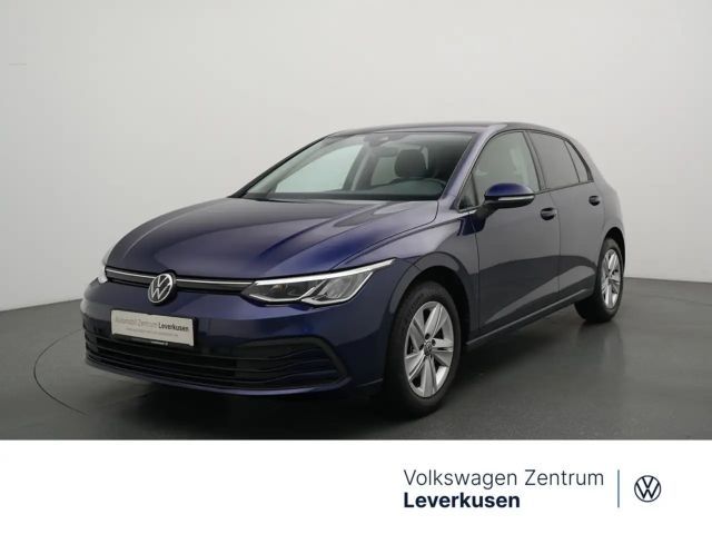 Volkswagen Golf VIII Life DSG NAVI VIRT ACC KAM SHZ CARP 2023 Diesel