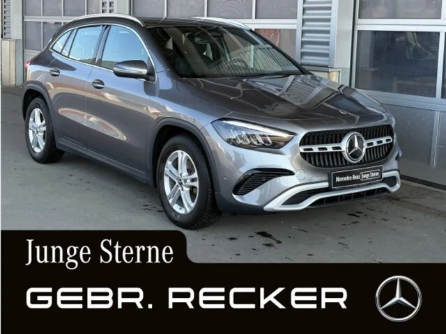 Mercedes-Benz GLA 200 GLA 200 Advanced MBUX LED Kamera eHeckklappe DAB 2024 Benzine