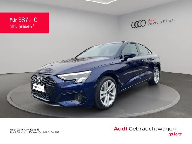 Audi A3 35 TFSI LED AHK Kamera Carplay 2022 Benzine