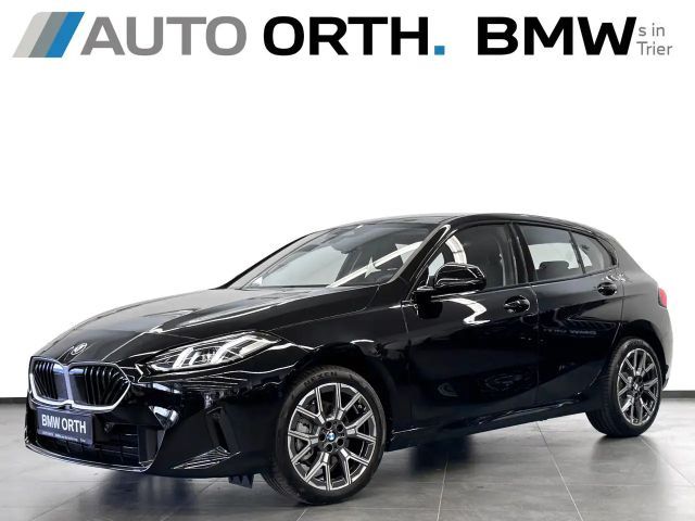 BMW 120 AUTOM. KAMERA SITZHZ DR. ASS 18" 2025 Benzine