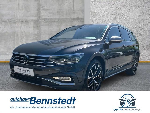 Volkswagen Passat Alltrack 2.0 TDI 4M LEDER PANO STANDHZG AHK 2022 Diesel