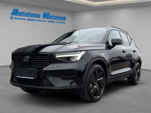 Volvo XC40 B3 Plus Black Edition LED H&K Pilot Assist Digital 2025 Benzine