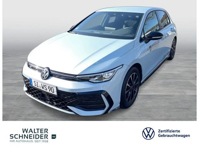 Volkswagen Golf 1.5 eTSI 150 PS DSG R-Line Navi SHZ AHK LED 2026 Benzine