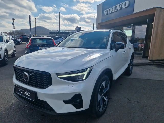 Volvo XC40 B4 Plus Dark 2WD 2024 Benzine