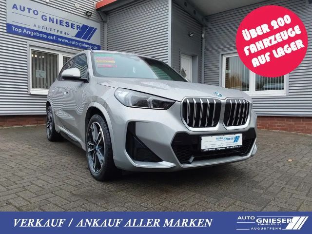 BMW X1 xDrive25e M Sport AHK/ACC/SHZ/LED/PANO/PDC/KAM ... 2025 Benzine