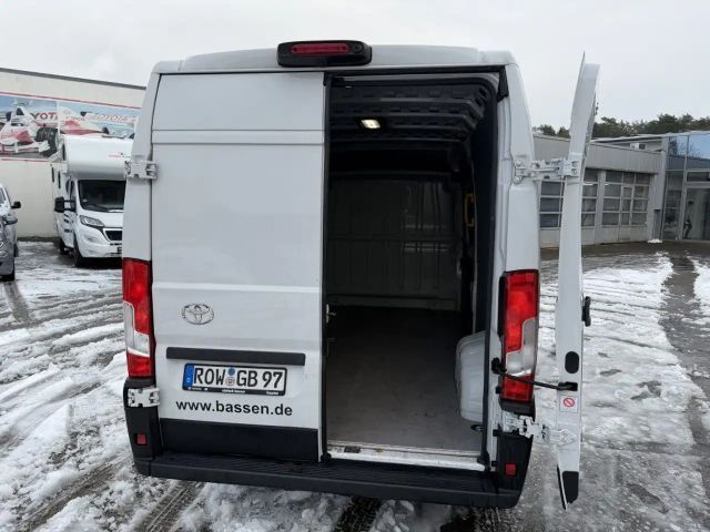 Toyota Proace Max