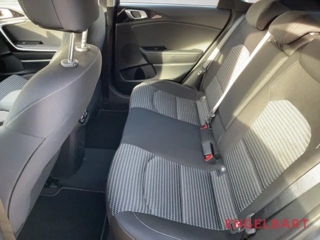 Kia Ceed / cee'd