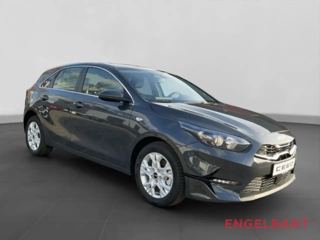 Kia Ceed / cee'd