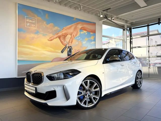 BMW 135 i xDr 50J.-M+HUD+KAM+PANO+SPUR+ad.LED+19*+AL 2022 Benzine